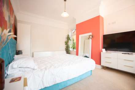 Middleton Road, Oldham, Image 16