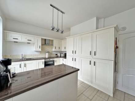 Thornham Lane, Oldham, Image 7