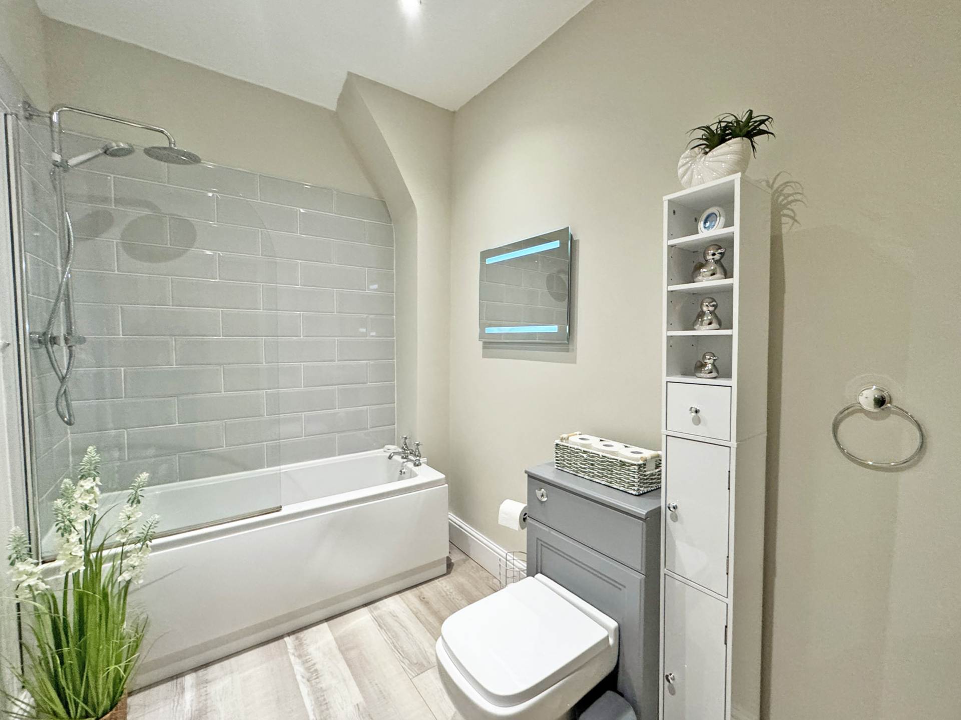 Farrow Street, Shaw, Image 17