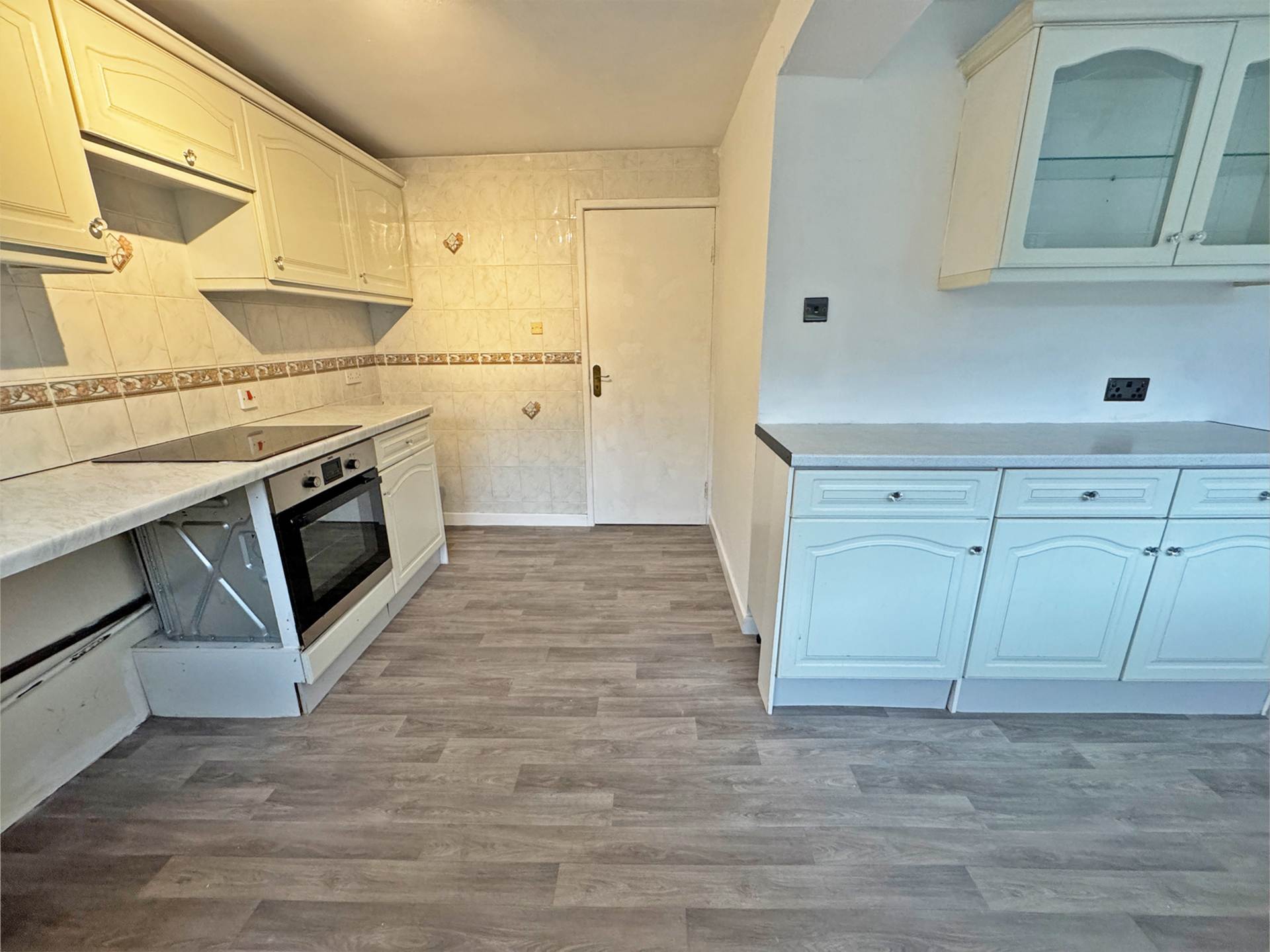 Harewood Drive, Royton, Image 8