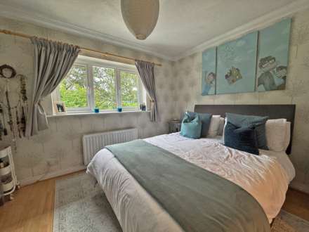 Rushbury Drive, Heyside Oldham, Image 11