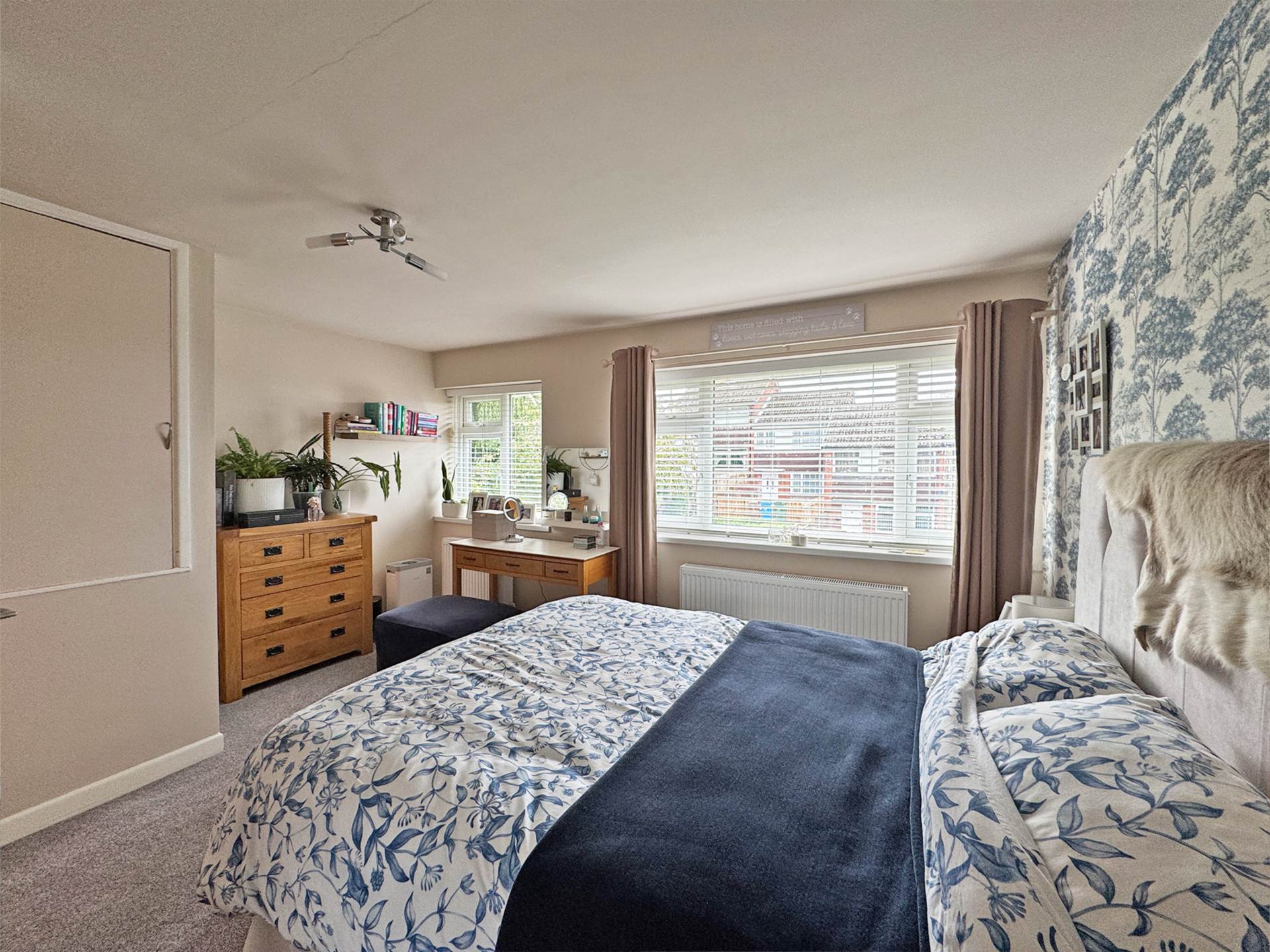 Park Crescent, Chadderton, Image 3