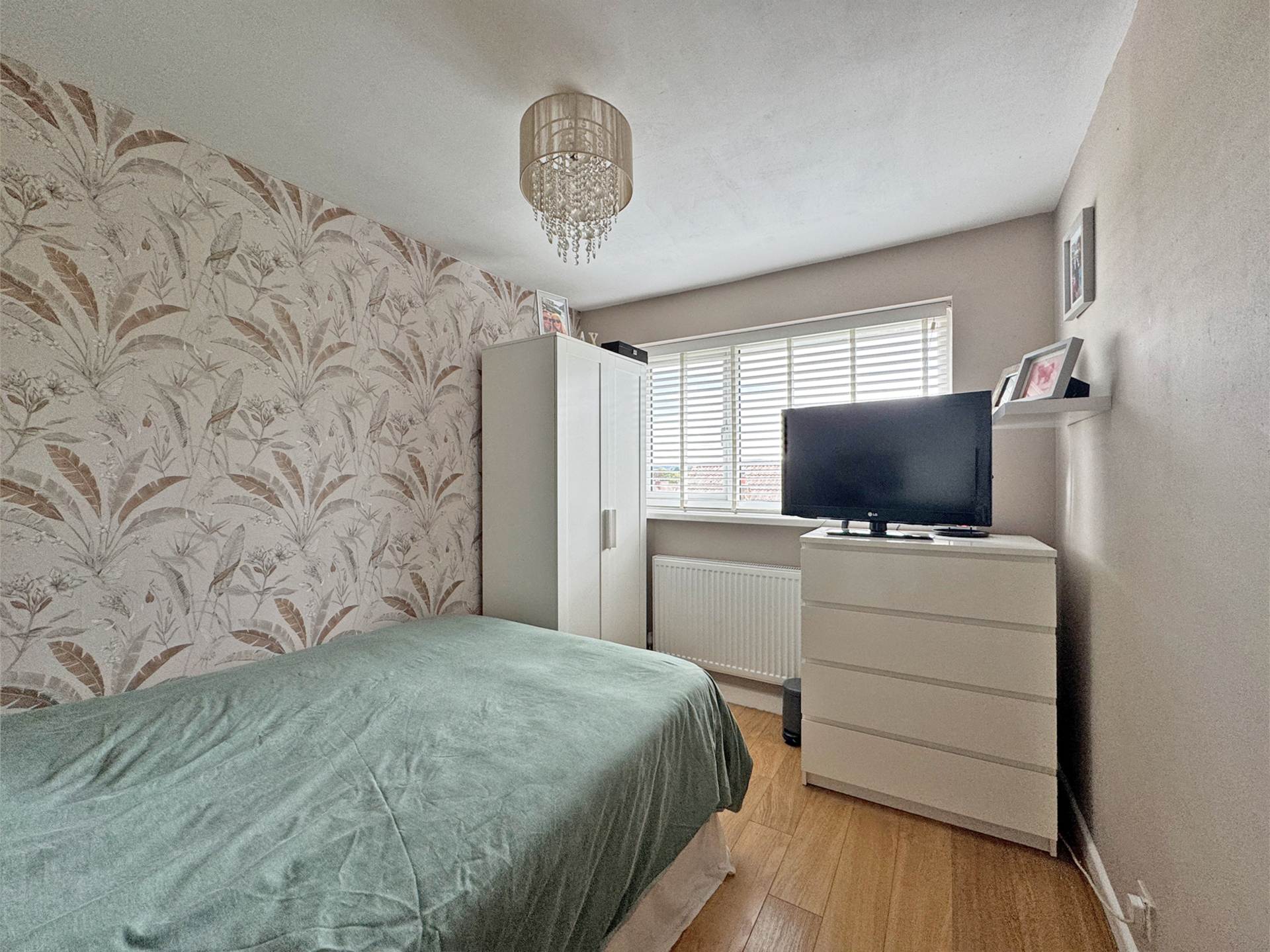 Park Crescent, Chadderton, Image 4