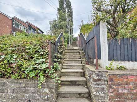 Park Crescent, Chadderton, Image 15