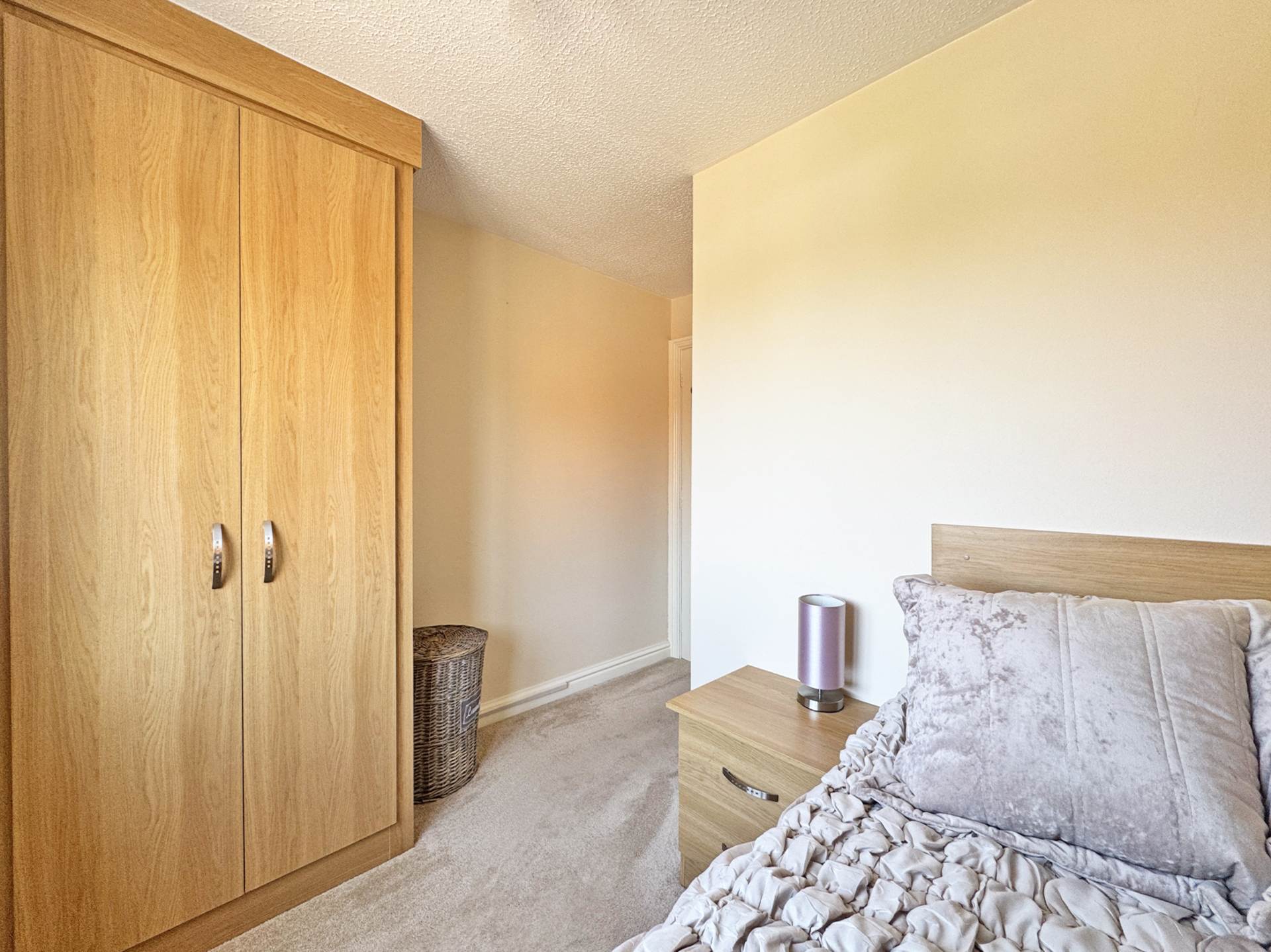 Ballard Way, Oldham, Image 19