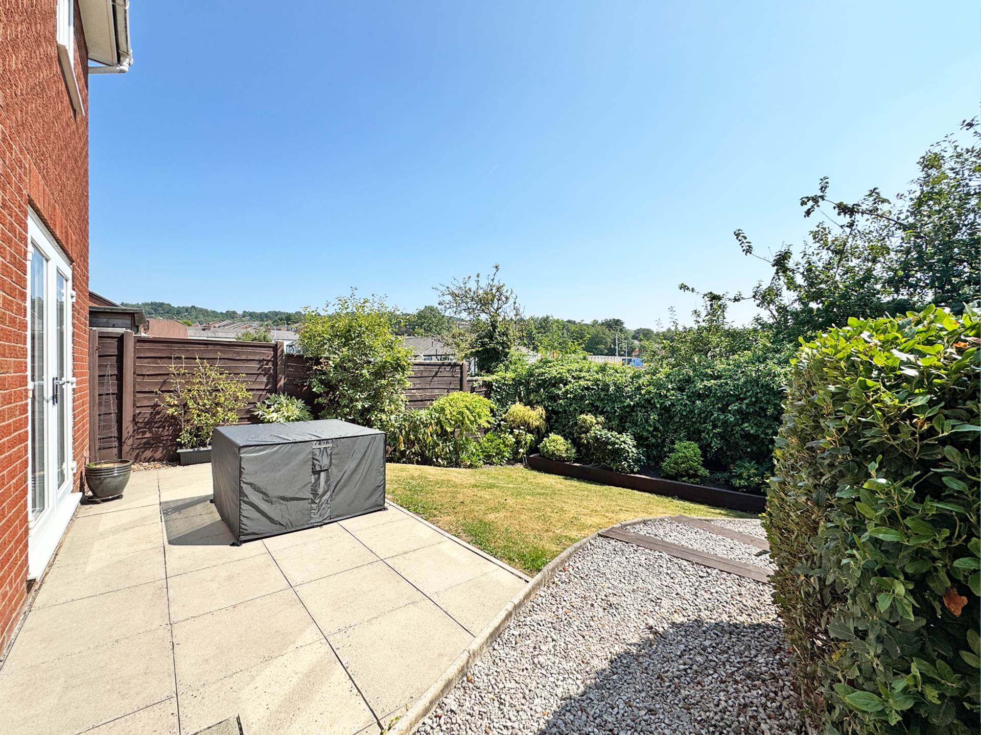 Ballard Way, Oldham, Image 25