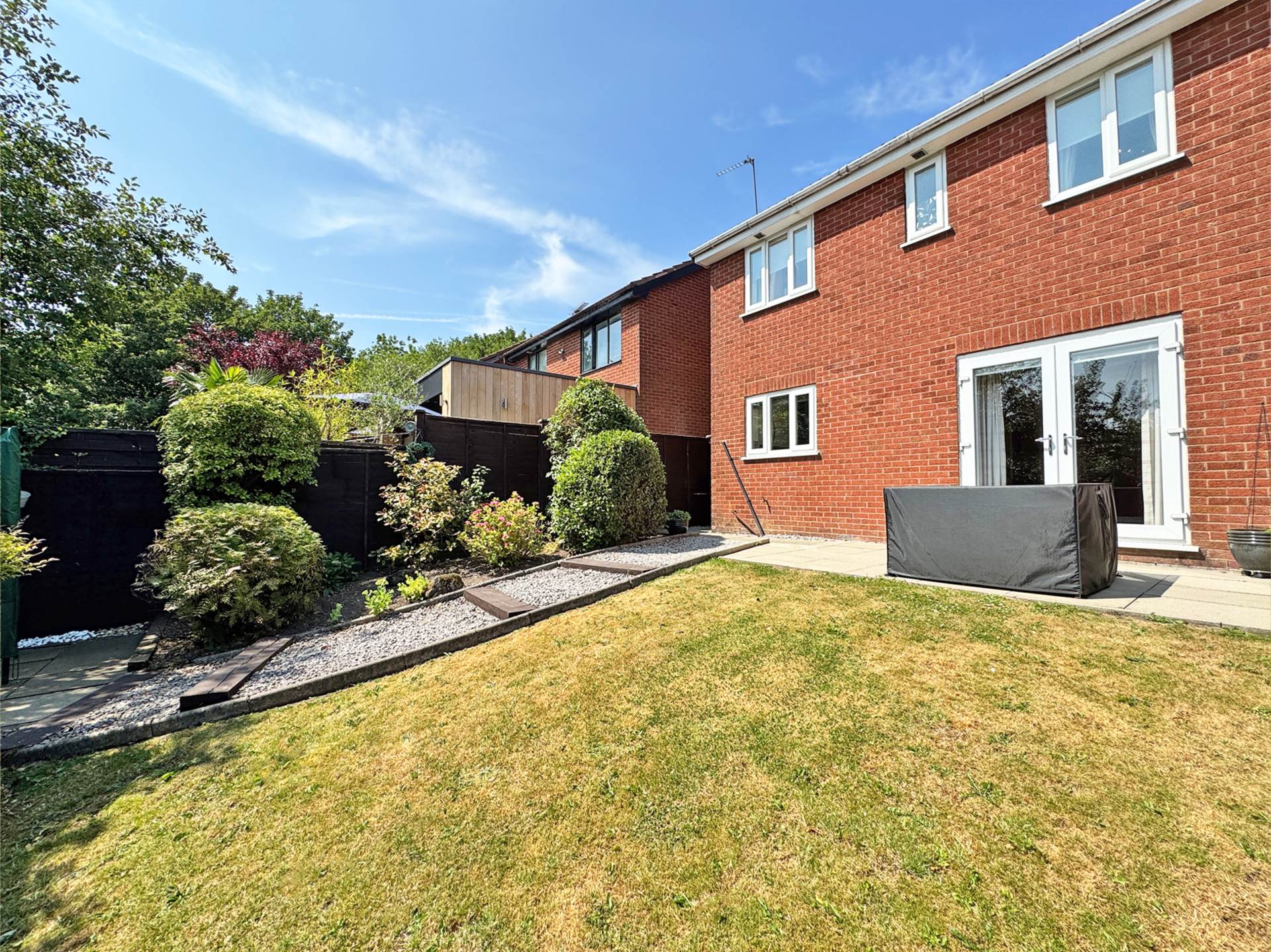 Ballard Way, Oldham, Image 26