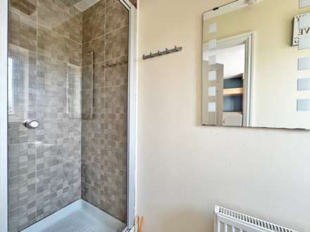 Ballard Way, Oldham, Image 12