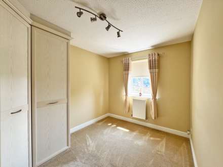 Ballard Way, Oldham, Image 14