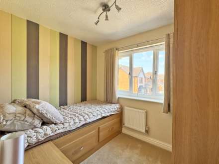 Ballard Way, Oldham, Image 18