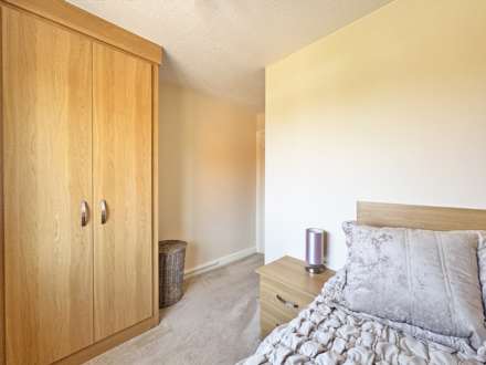 Ballard Way, Oldham, Image 19