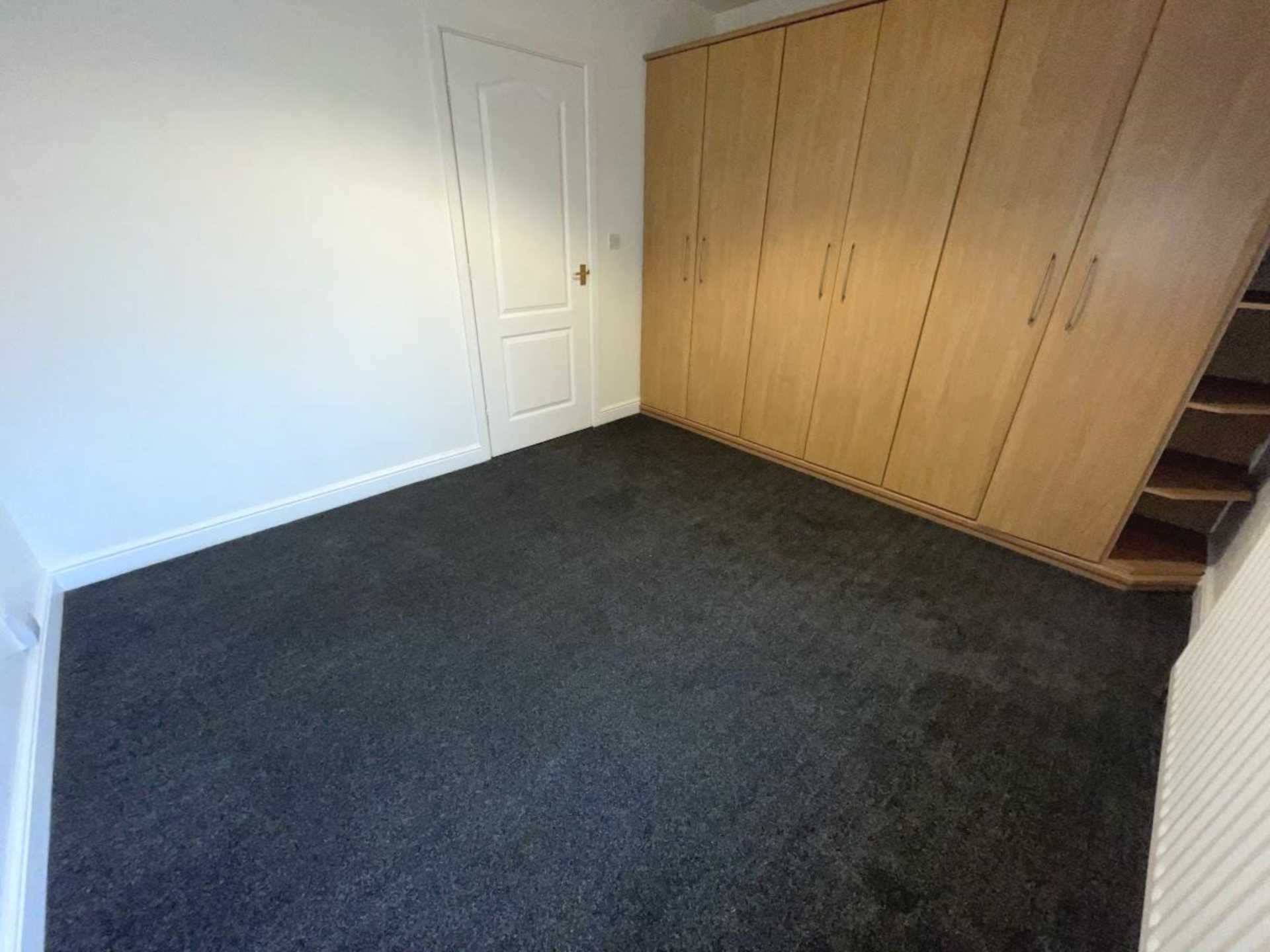 Angela Avenue, Royton, Image 12