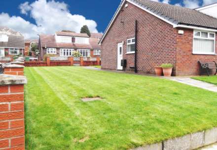 Angela Avenue, Royton, Image 15