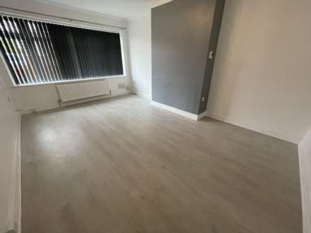 Angela Avenue, Royton, Image 5