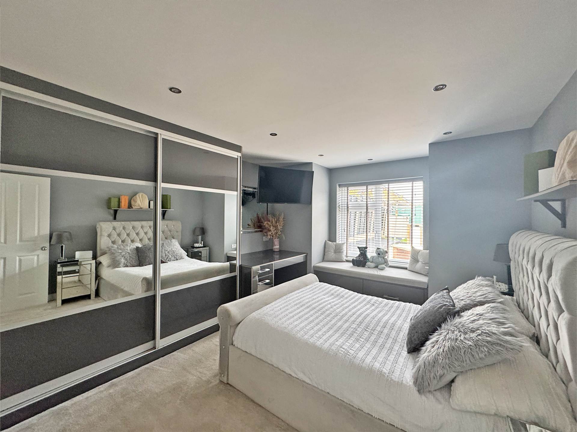 Cornish Way, Royton,Heyside, Image 3