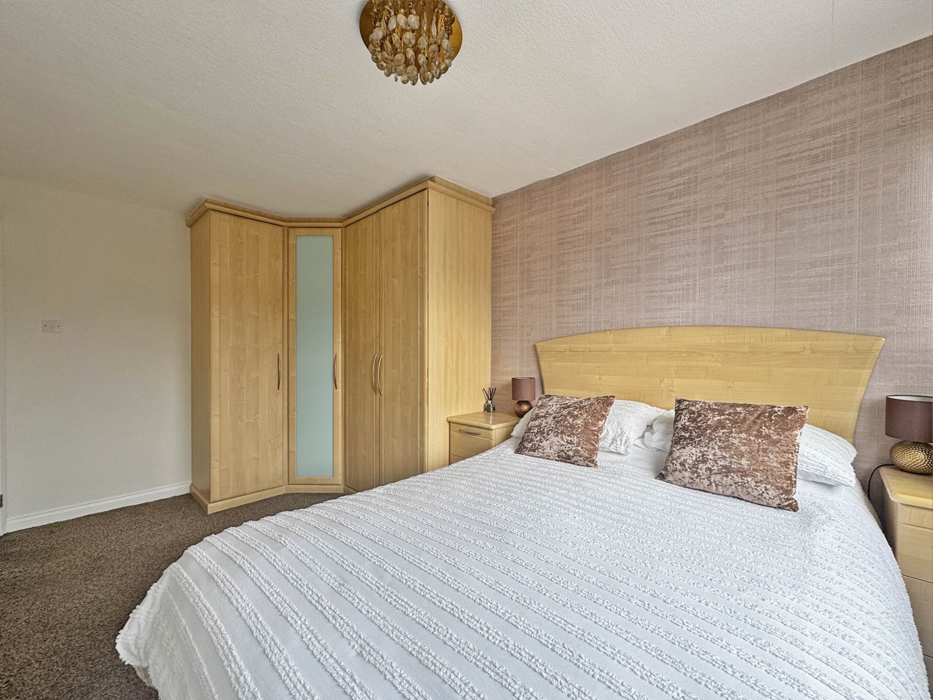 Cornish Way, Royton,Heyside, Image 5