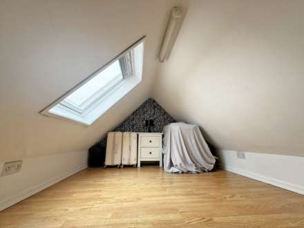 Cornish Way, Royton,Heyside, Image 11