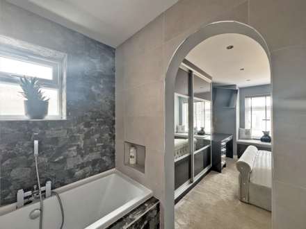 Cornish Way, Royton,Heyside, Image 13