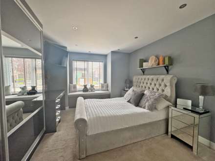 Cornish Way, Royton,Heyside, Image 17