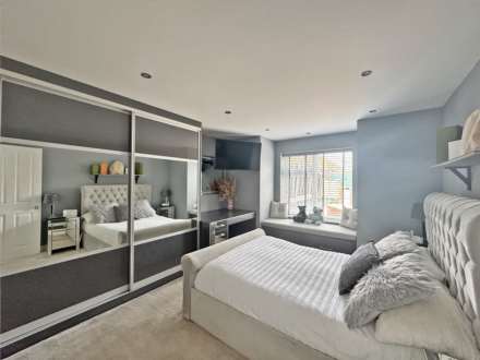 Cornish Way, Royton,Heyside, Image 3