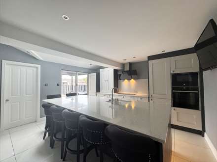 Cornish Way, Royton,Heyside, Image 6