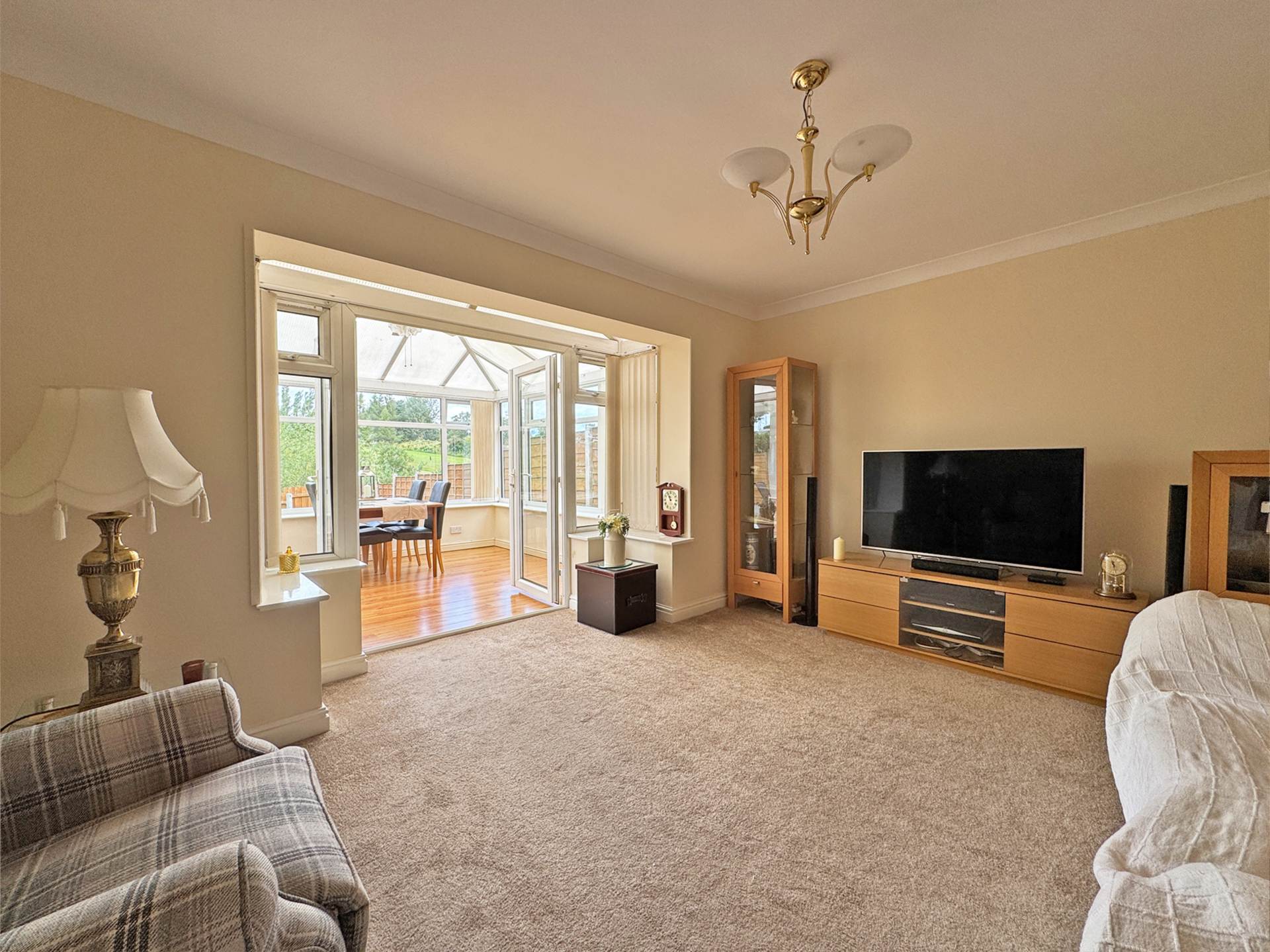 Albion Gardens Close, Royton, Oldham, Image 4