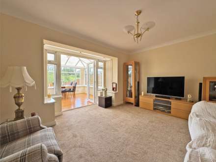 Albion Gardens Close, Royton, Oldham, Image 4