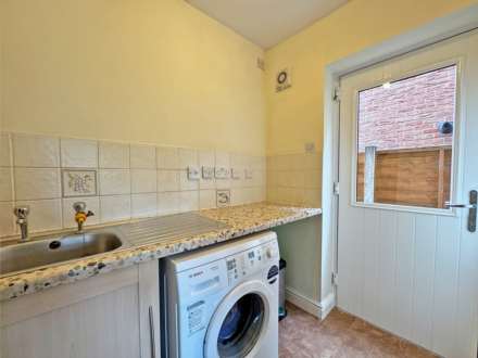 Albion Gardens Close, Royton, Oldham, Image 9