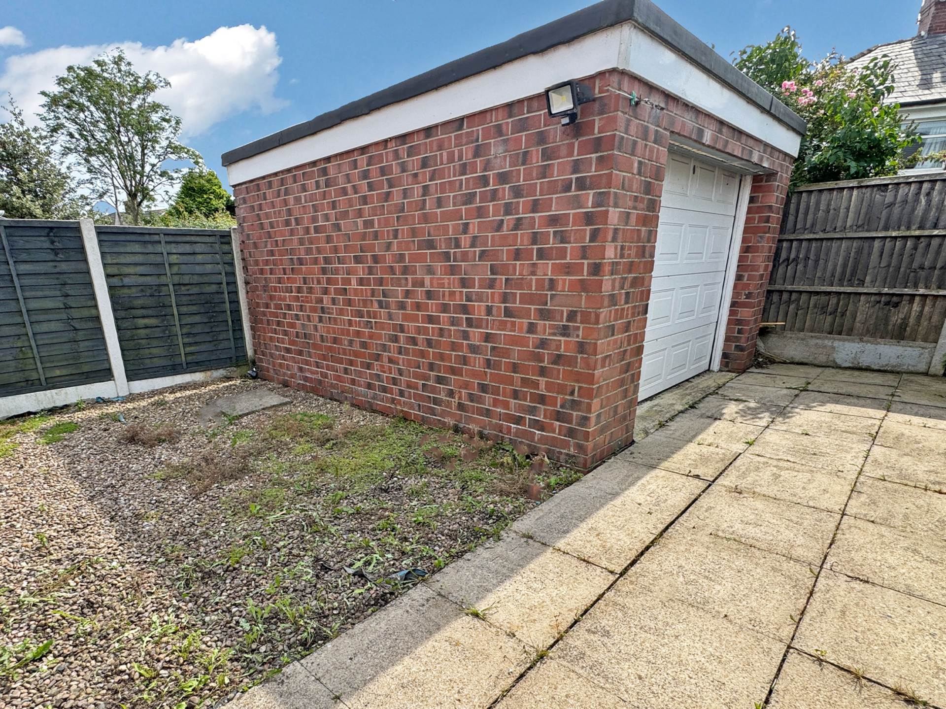 Moor Street, Shaw, Image 12