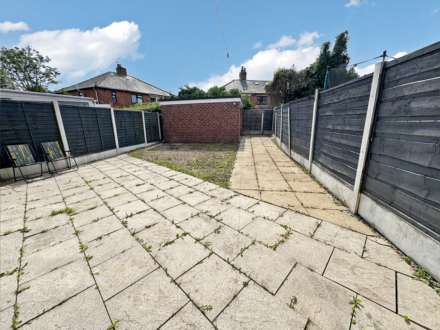 Moor Street, Shaw, Image 10
