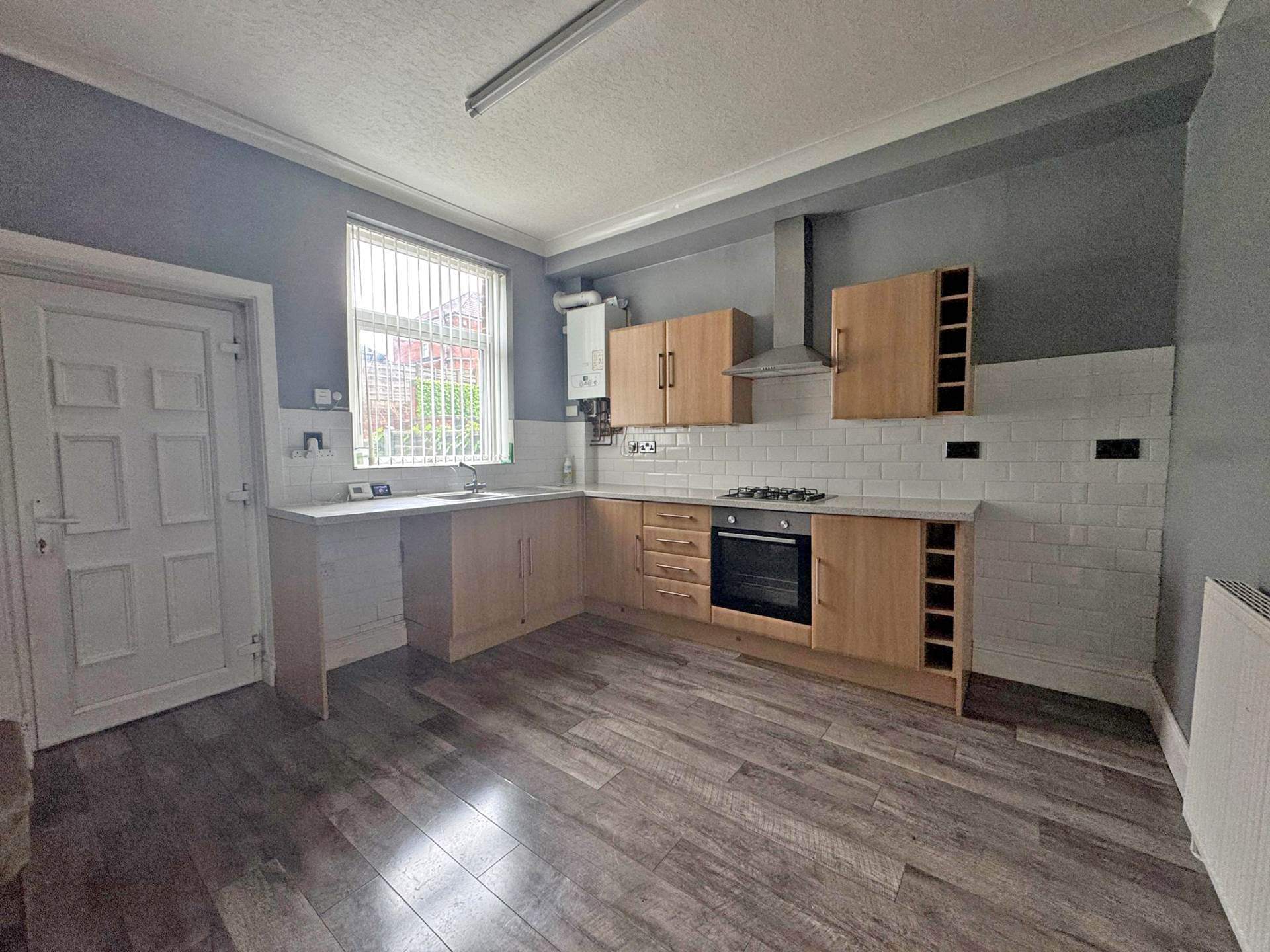 Oldham Road, Royton, Image 6