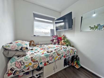 Camberwell Way, Royton, Oldham, Image 12