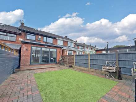 Camberwell Way, Royton, Oldham, Image 15