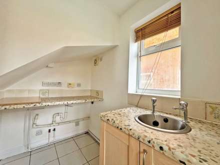 Albion Gardens Close, Royton, Oldham, Image 10