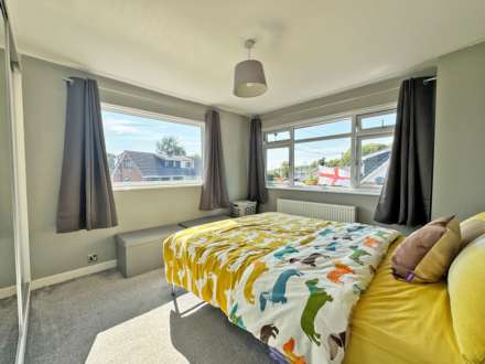 Coverdale Avenue, Royton, Image 10