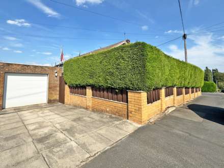 Coverdale Avenue, Royton, Image 23