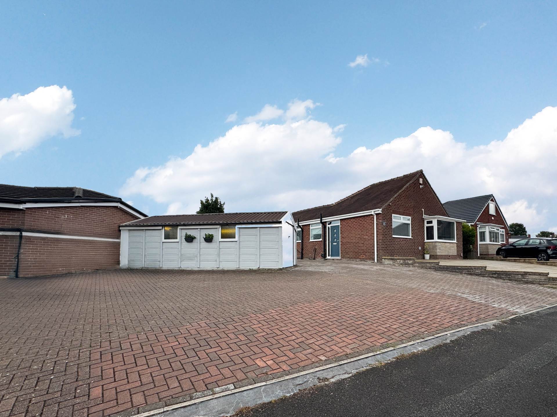 Clevelands Close, High Crompton, Shaw, Image 15