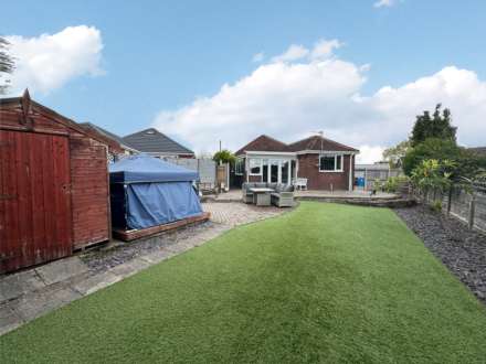 Clevelands Close, High Crompton, Shaw, Image 18