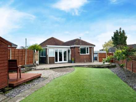 Clevelands Close, High Crompton, Shaw, Image 20