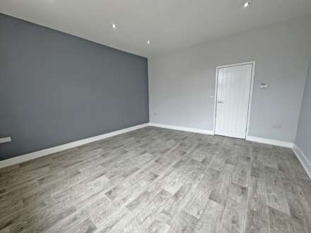 Lyon Street, Shaw, Image 2
