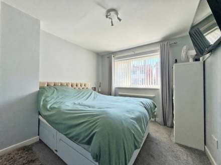 Bransdale Avenue, Royton, Image 11