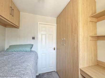 Bransdale Avenue, Royton, Image 13