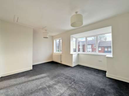 Heywood Avenue, Austerlands, Oldham, Image 5