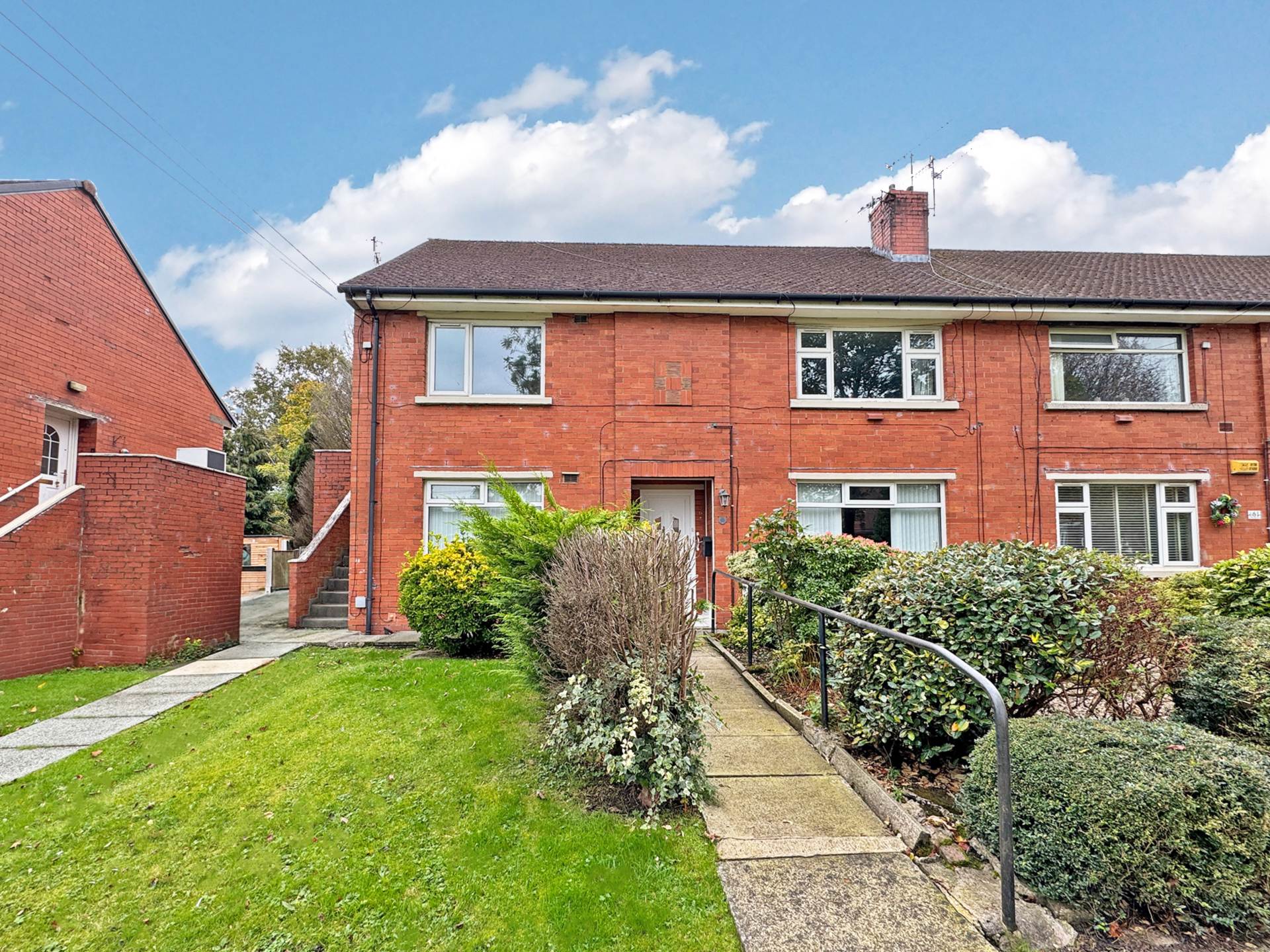 Derwent Drive, Shaw, Image 1