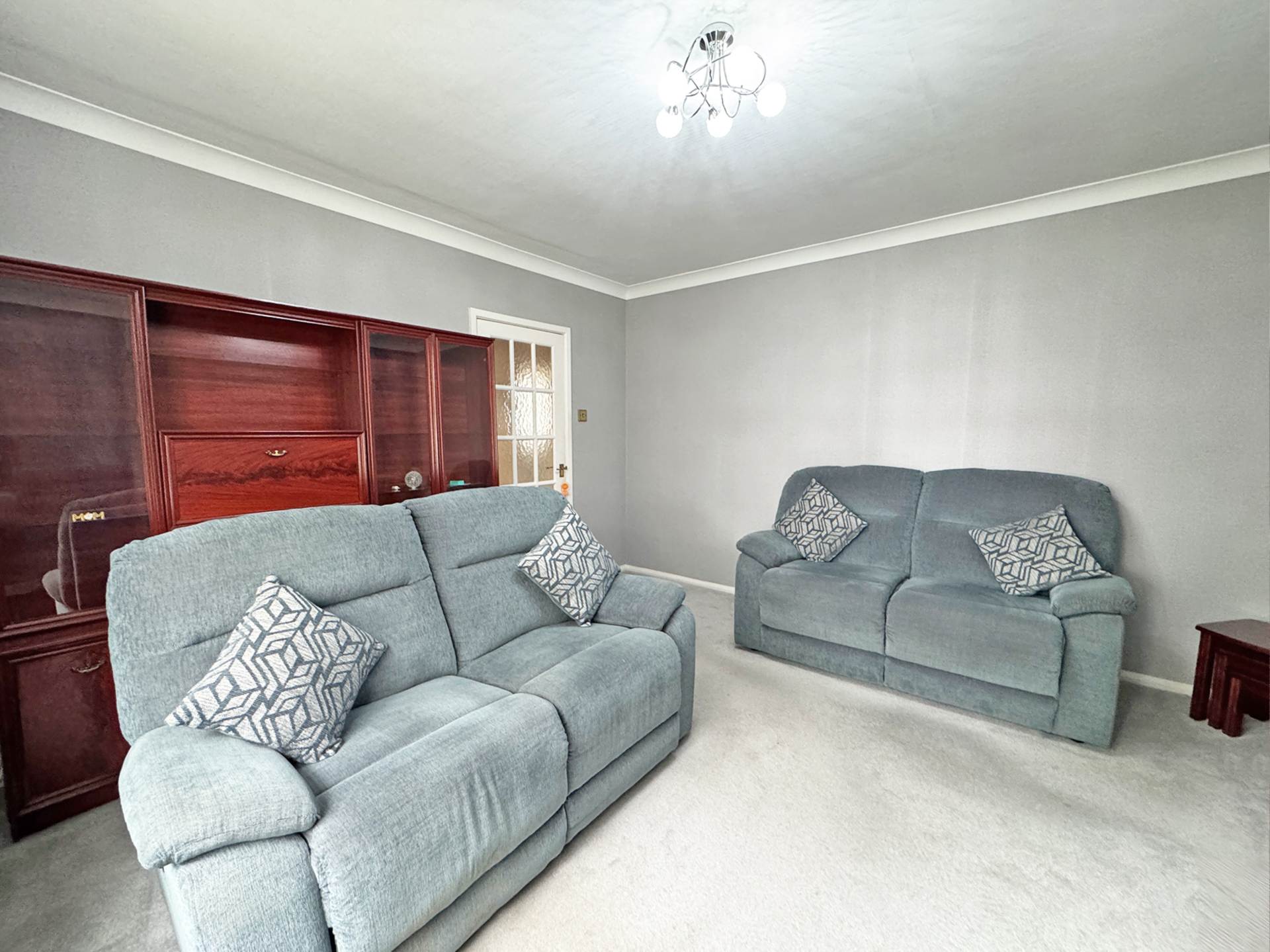 Derwent Drive, Shaw, Image 4