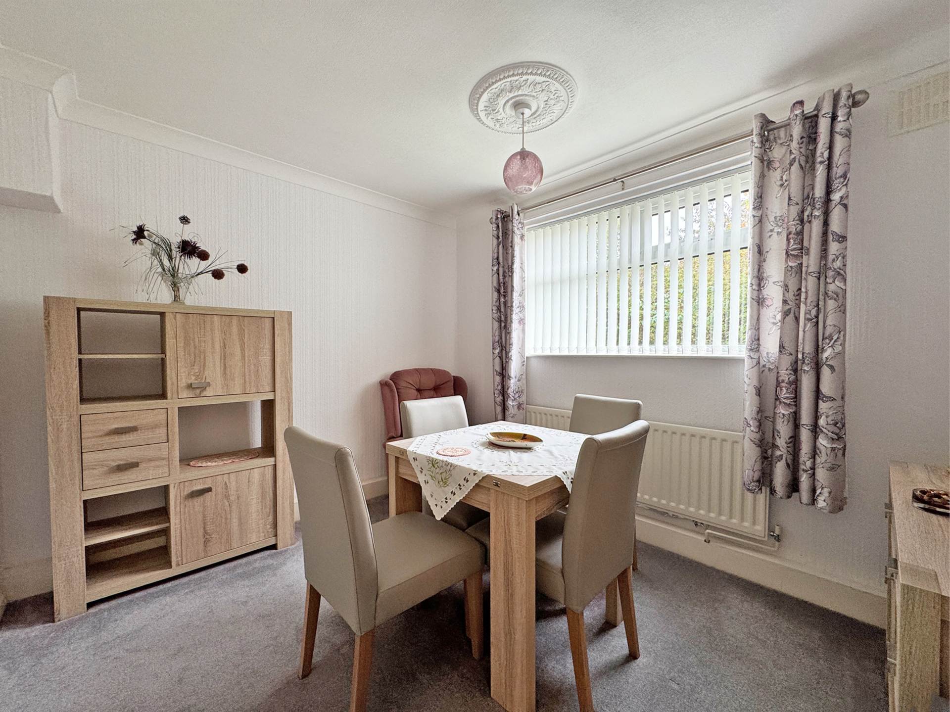 Derwent Drive, Shaw, Image 9