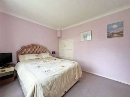 Derwent Drive, Shaw, Image 8