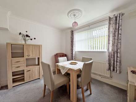 Derwent Drive, Shaw, Image 9