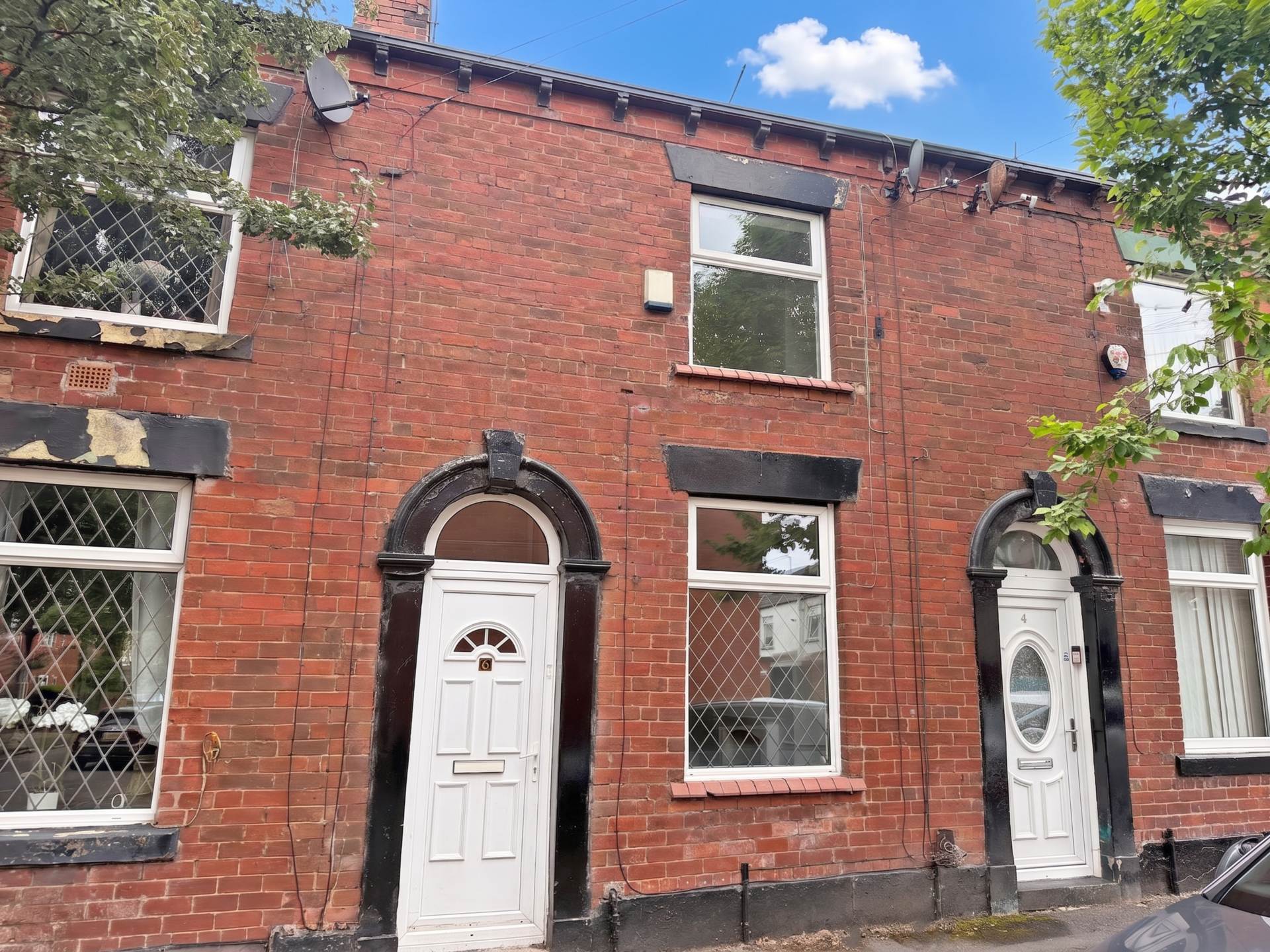 Ripponden Street, Watersheddings, Image 1