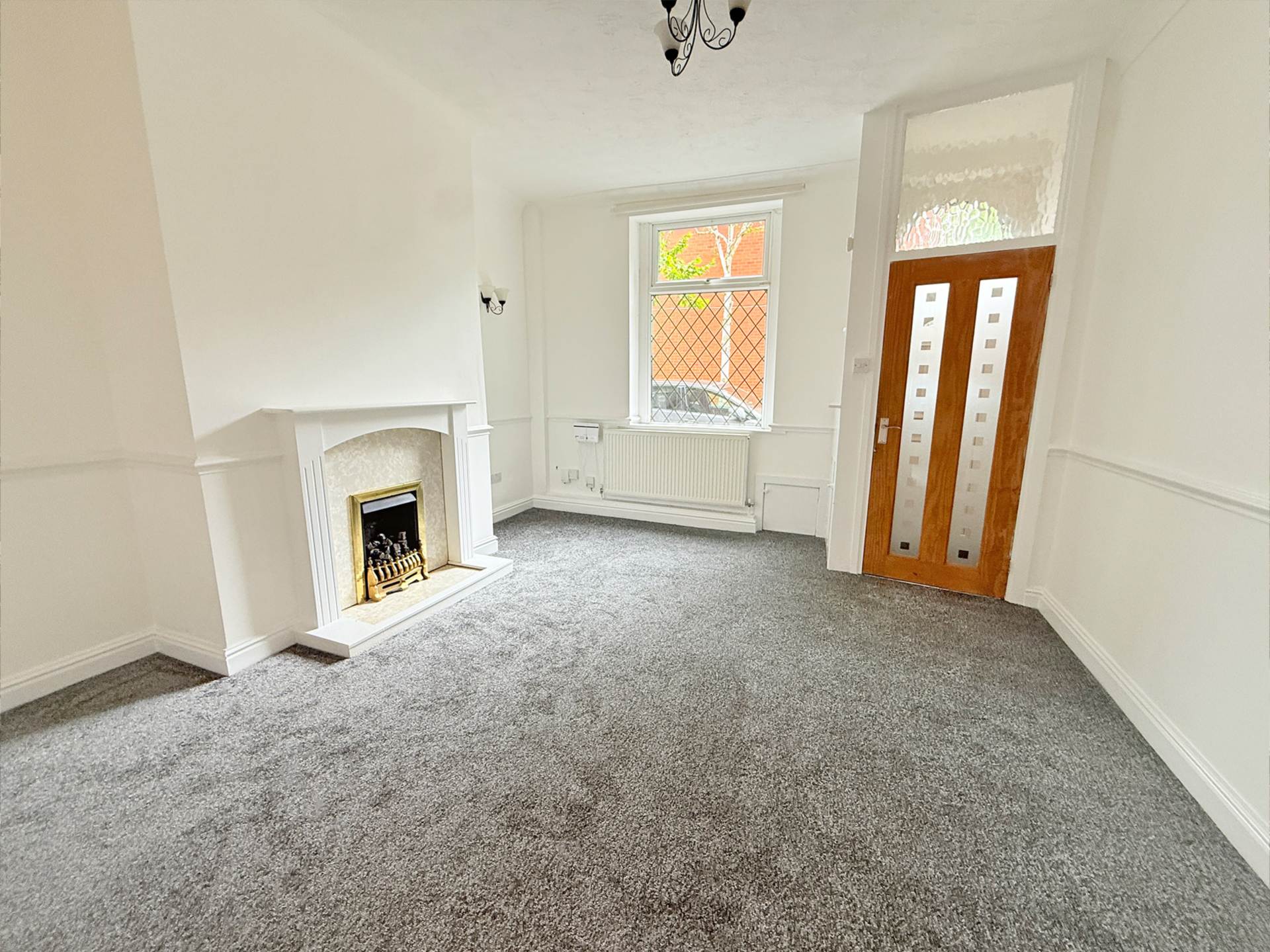 Ripponden Street, Watersheddings, Image 2